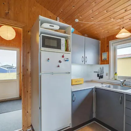 Holiday home Svea - 400m From The Sea In Nw Jutland By Interhome *